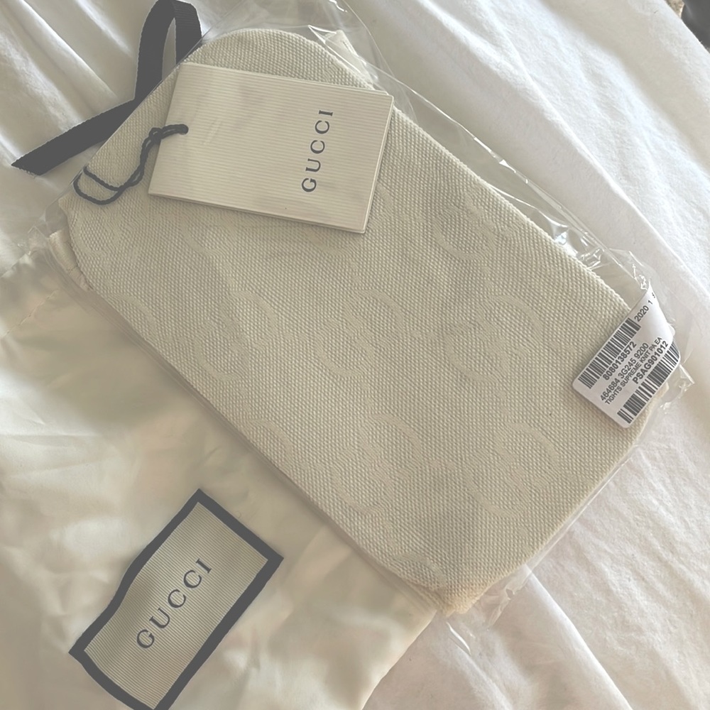 NWT Gucci Logo white lace tights
